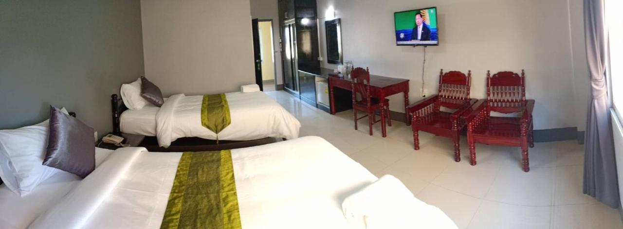Submukda Phoomplace Hotel Mukdahan Exterior foto